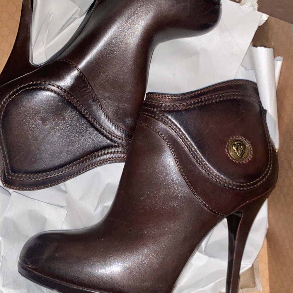 Gucci brown booties
